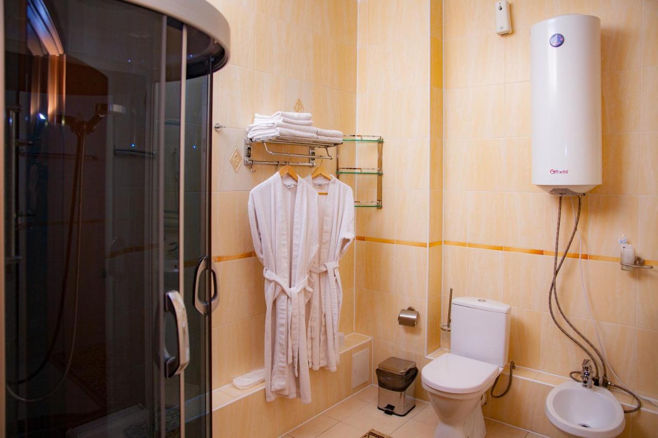 Ak Samal Hotel Karagandy Exteriör bild