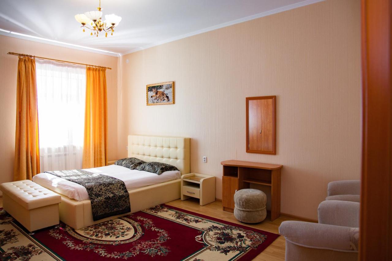 Ak Samal Hotel Karagandy Exteriör bild