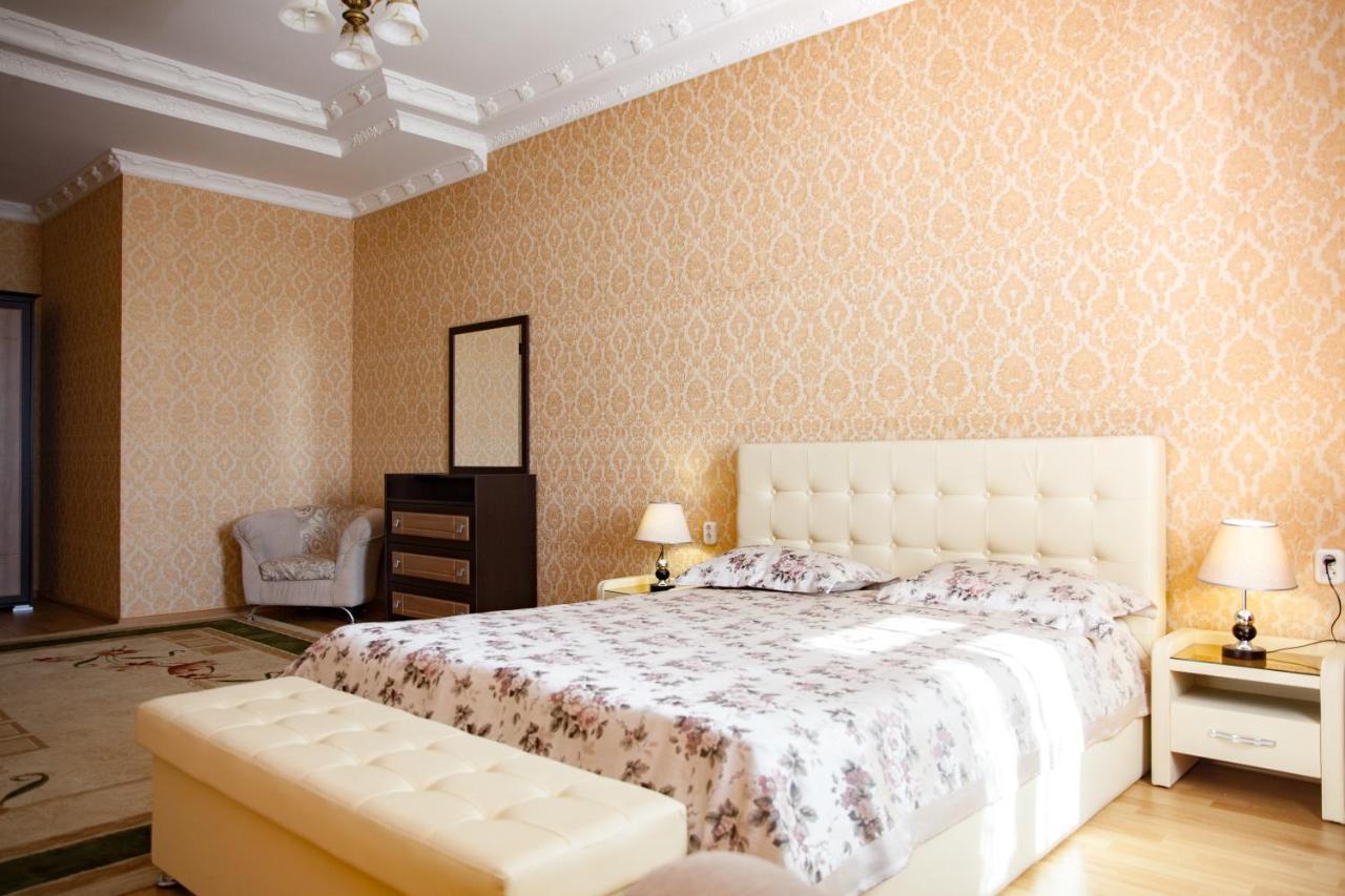 Ak Samal Hotel Karagandy Exteriör bild